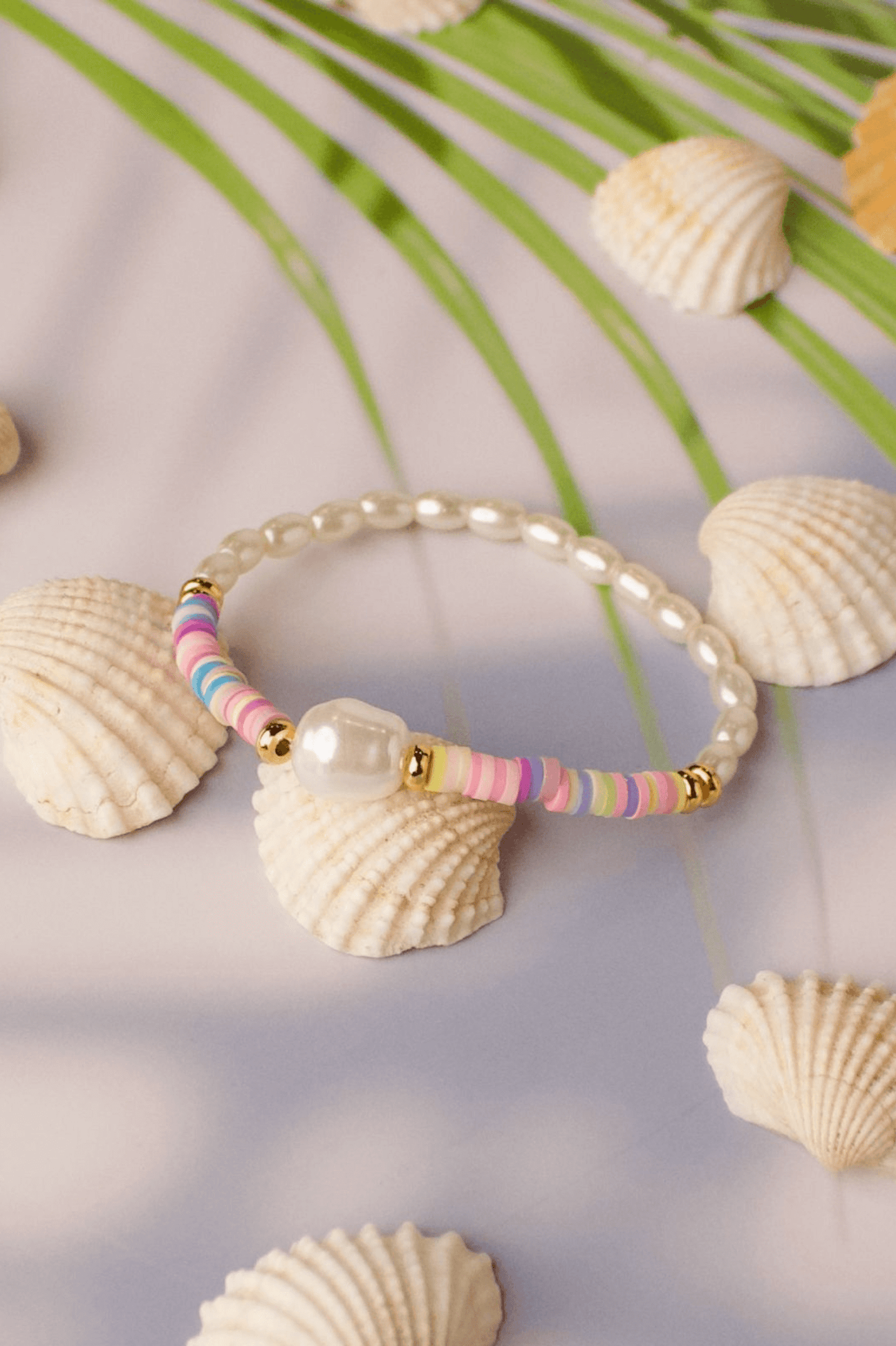 Single Pearl, Fimo & 18k Gold plated Round Bead Bracelet