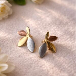 Leaf Shaped Shiny Earrings